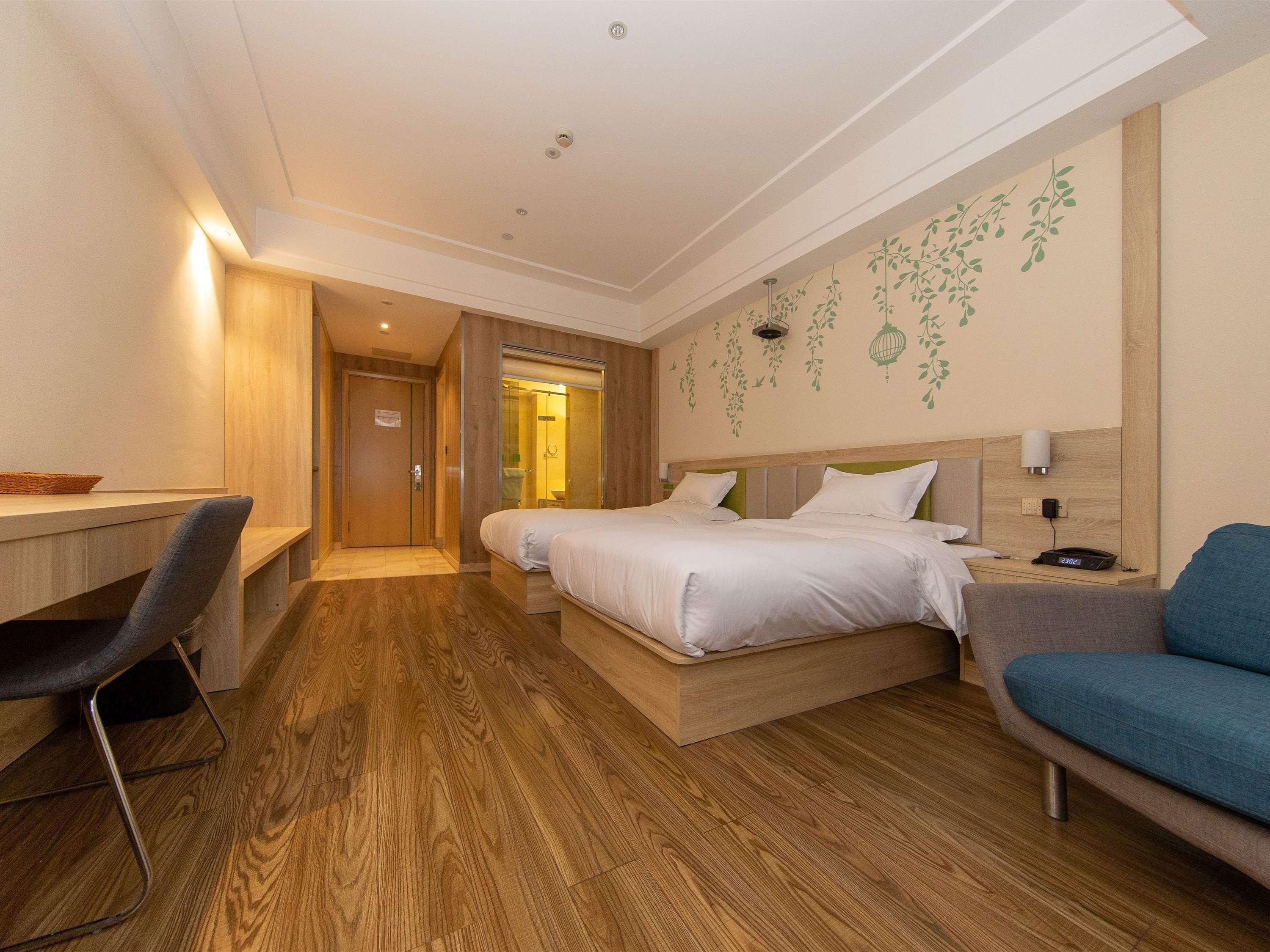 Ibis Styles Nantong Development Zone Shimao Plaza Hotell Exteriör bild