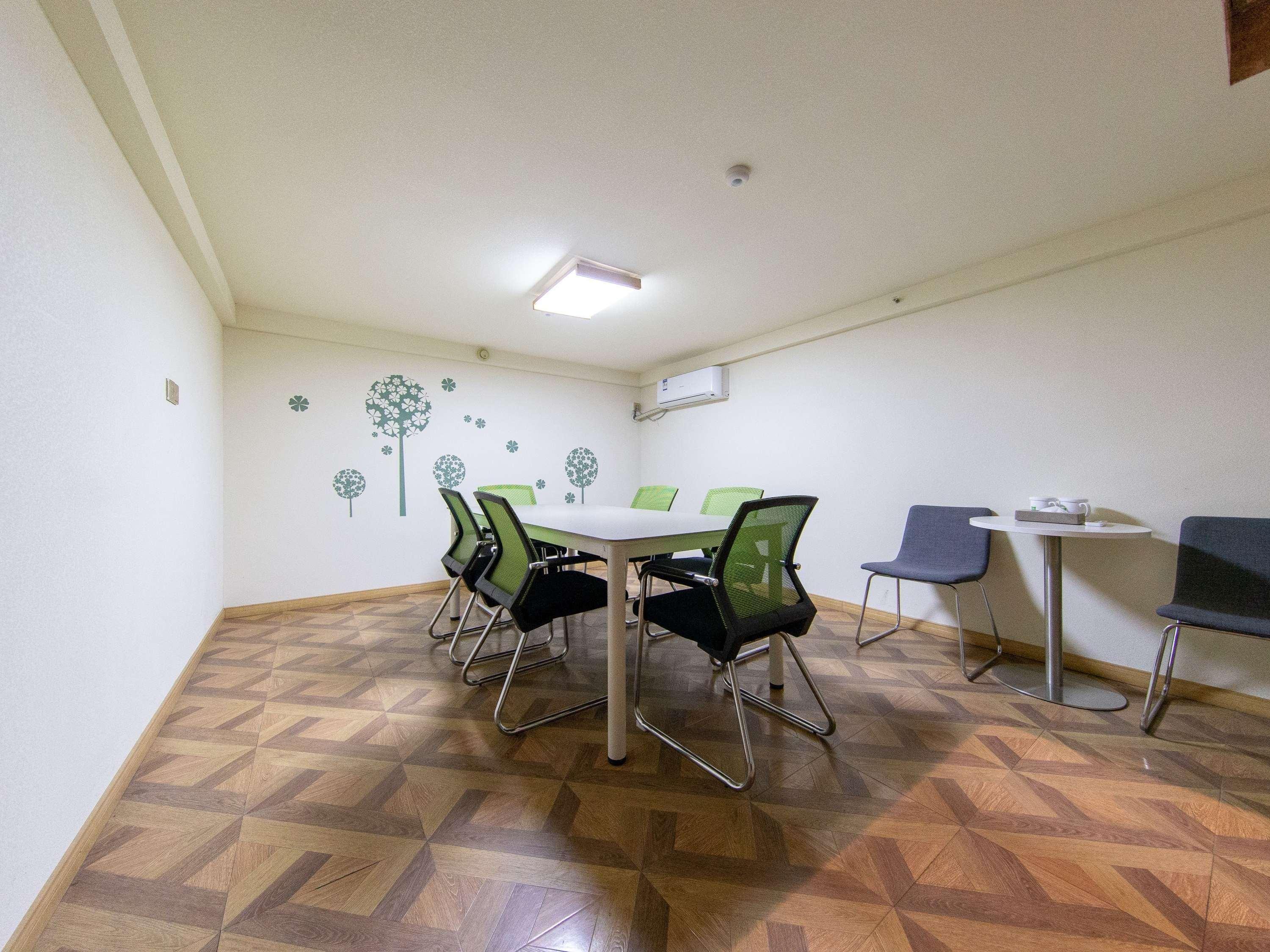Ibis Styles Nantong Development Zone Shimao Plaza Hotell Exteriör bild