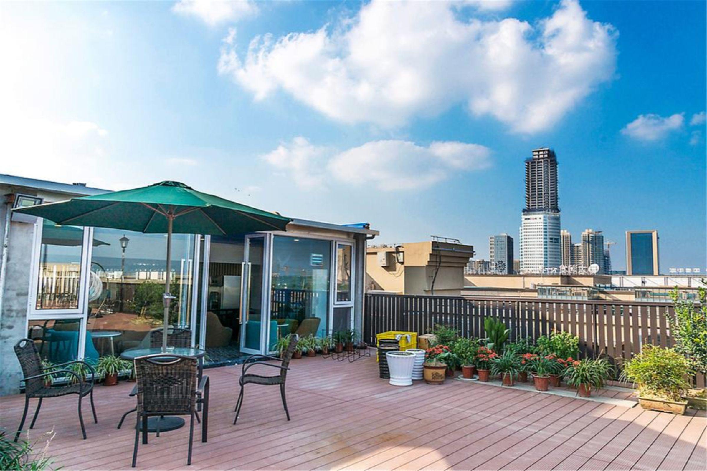 Ibis Styles Nantong Development Zone Shimao Plaza Hotell Exteriör bild