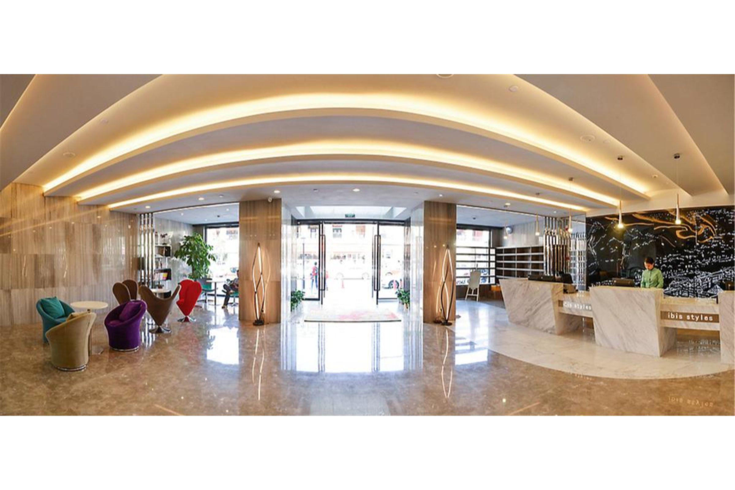 Ibis Styles Nantong Development Zone Shimao Plaza Hotell Exteriör bild