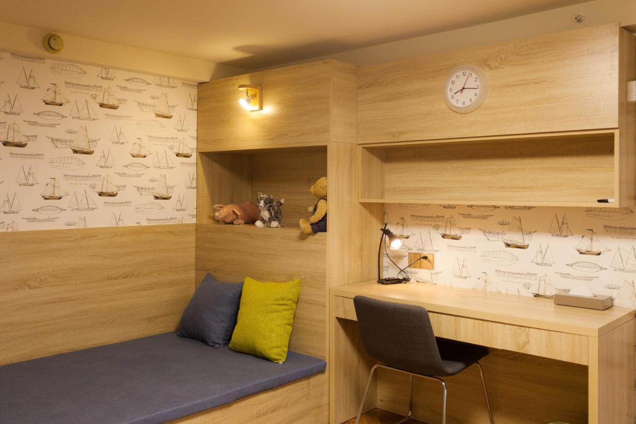 Ibis Styles Nantong Development Zone Shimao Plaza Hotell Exteriör bild