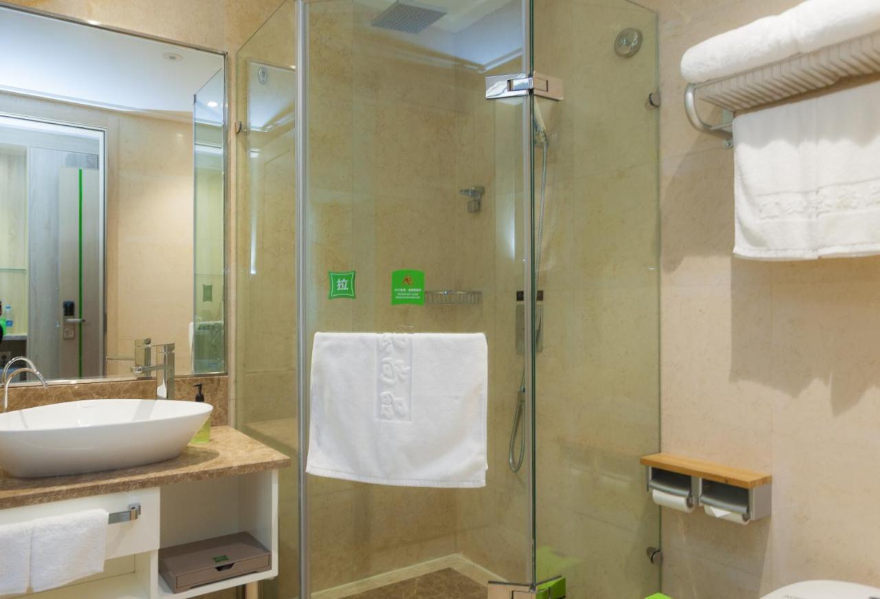 Ibis Styles Nantong Development Zone Shimao Plaza Hotell Exteriör bild